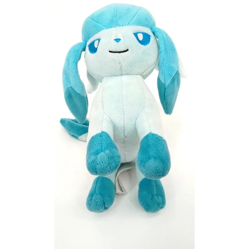 Pokémon Center Glaceon Plush 2017 Official Eeveelution 7